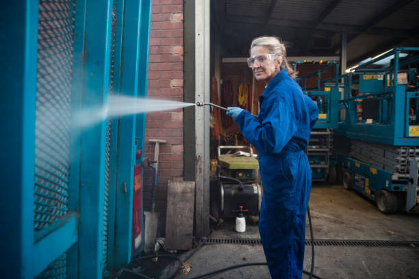 Why Choose Our Certified Pressure Washing Experts for Your Project Needs in Estero, FL?